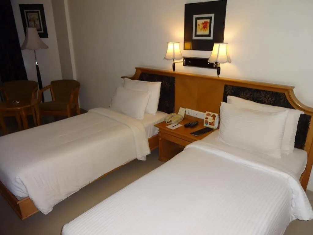 Sp Grand Days Hotel Thiruvananthapuram 4*,